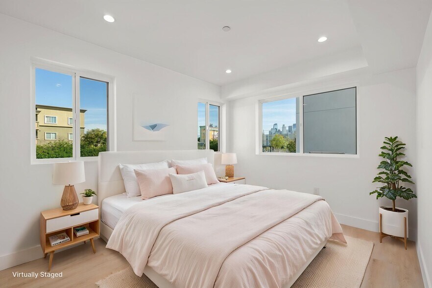 More Photos Of 1933 Magnolia Ave, Los Angeles Apartments For Sale