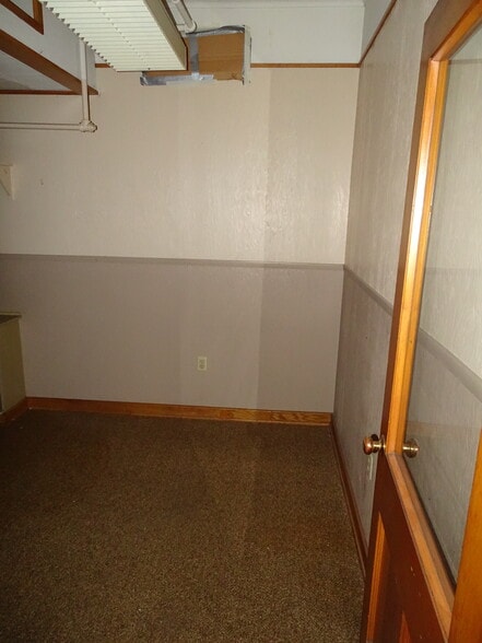 More Photos Of 417 E Sunbury St, Shamokin Storefront Retail Office For Sale