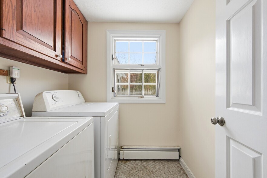 More Photos Of 33 Deep River Rd, Centerbrook Flex For Sale