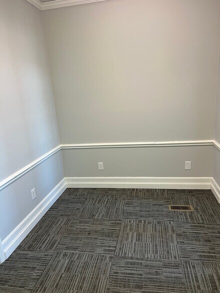 More Photos Of 607 Atlantic Beach Cswy, Atlantic Beach Office Residential For Lease