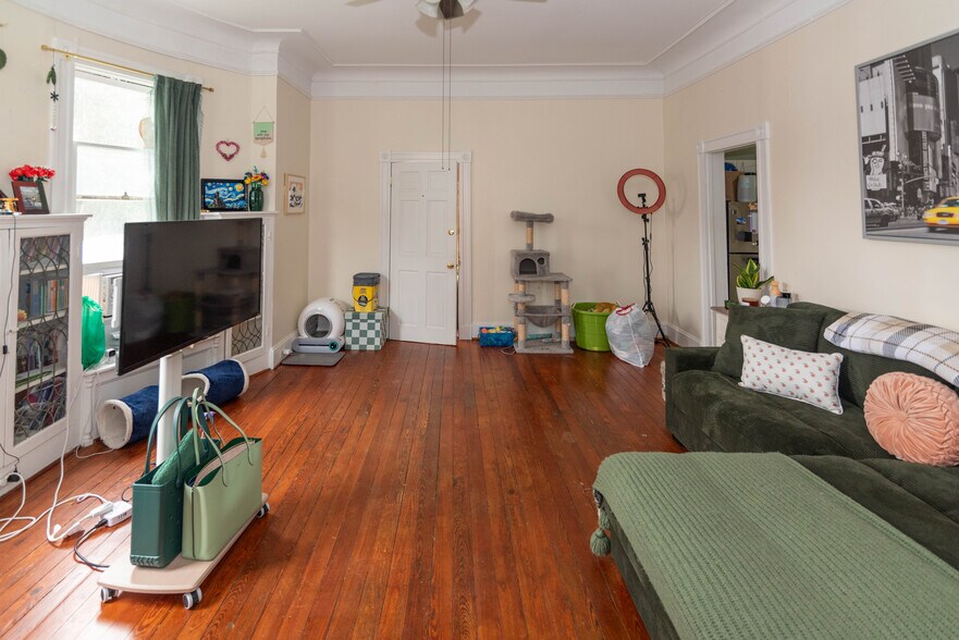 More Photos Of 6408 Brook Ave, Baltimore Apartments For Sale