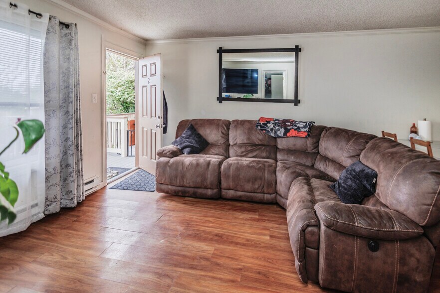More Photos Of 510 Avenue Alhambra, Half Moon Bay Apartments For Sale