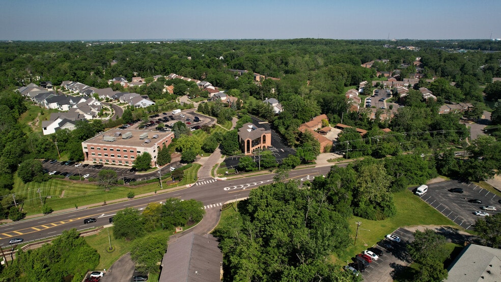 More Photos Of 10663 Montgomery Rd, Montgomery Medical For Lease