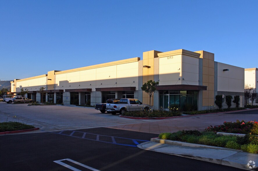 More Photos Of 1243 Flynn Rd, Camarillo Warehouse For Sale
