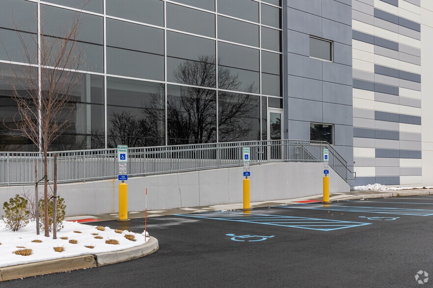 More Photos Of 1290 Wall St W, Lyndhurst Distribution For Lease