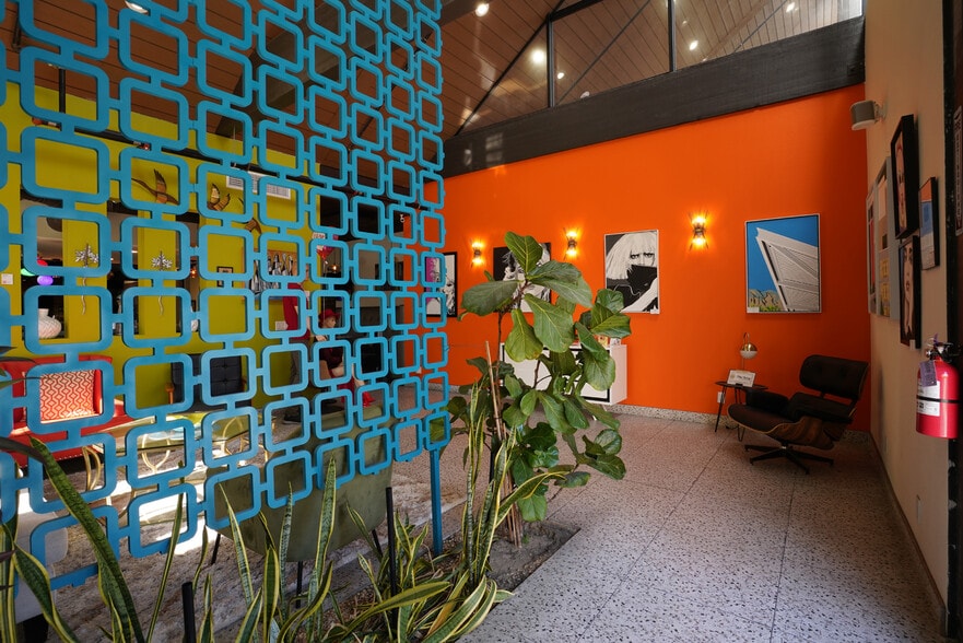 More Photos Of , Palm Springs Office For Sale