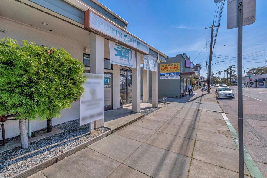 More Photos Of 716 Soquel Ave, Santa Cruz Storefront Retail Office For Lease