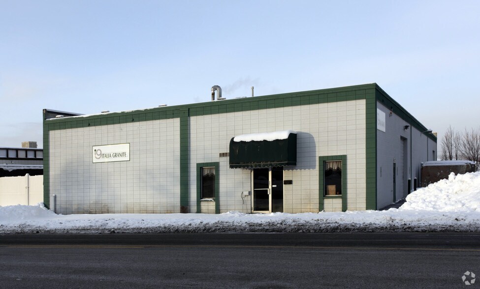 Primary Photo Of TBD 500 W, Murray Showroom For Lease