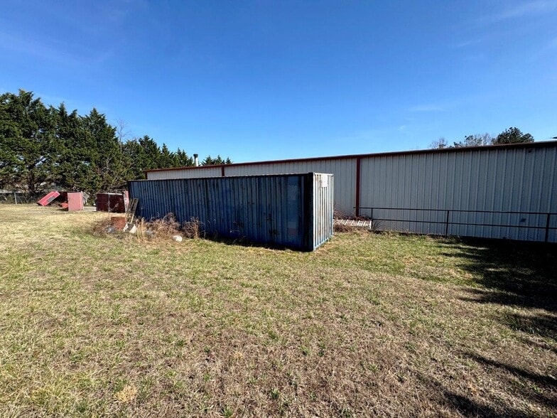 More Photos Of 2841 Old Franklin Tpke, Rocky Mount Auto Repair For Sale