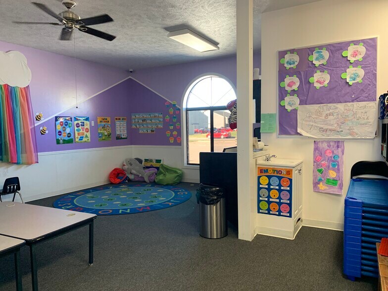 More Photos Of 7915 E Rockhill, Wichita Daycare Center For Sale