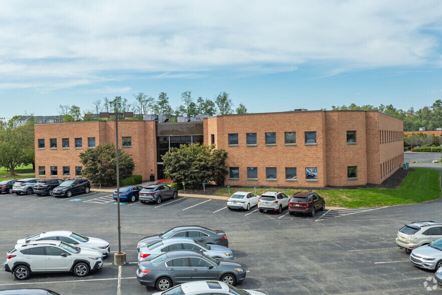 Primary Photo Of 300 Bilmar Dr, Pittsburgh Office For Sale
