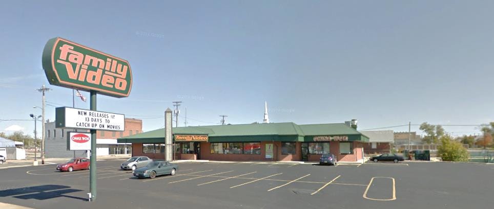 More Photos Of 709 W Main St, Marion Freestanding For Lease