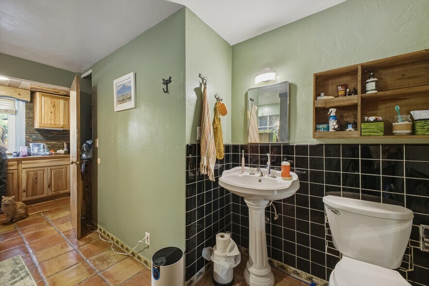More Photos Of 24 Matisse Rd NE, Albuquerque Apartments For Sale