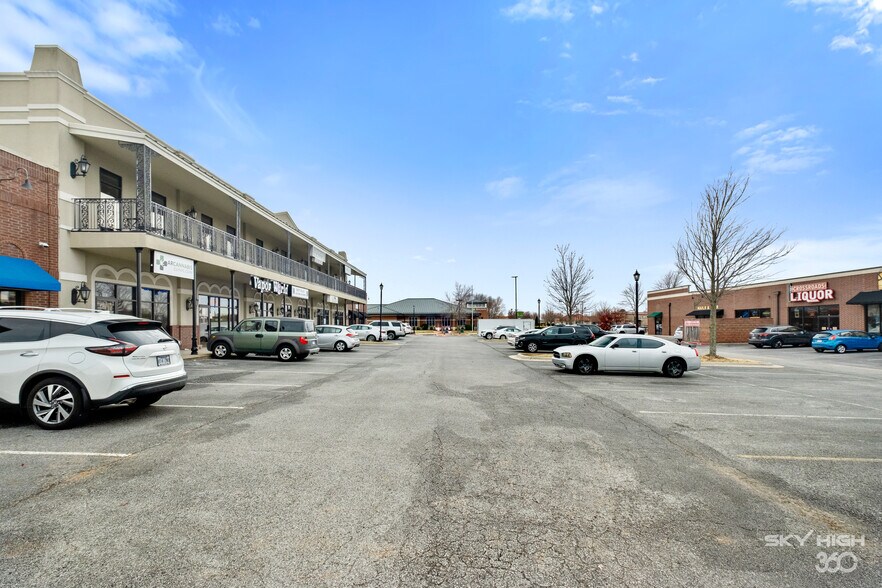 More Photos Of 201 SW 14th St, Bentonville Unknown For Lease