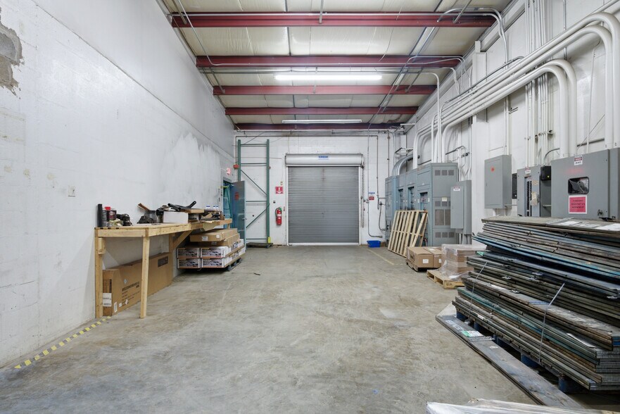 More Photos Of 5190 Dominion Dr, Dublin Warehouse For Sale