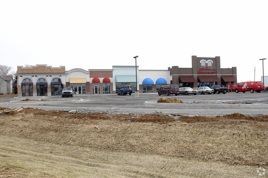 More Photos Of 1251 S Huntzinger Blvd, Pendleton Storefront For Sale