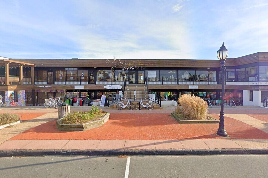 Primary Photo Of 716 Montauk Hwy, Montauk Restaurant For Lease