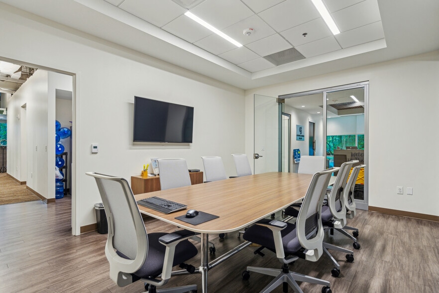 More Photos Of 201 Sigma Dr, Summerville Medical For Lease