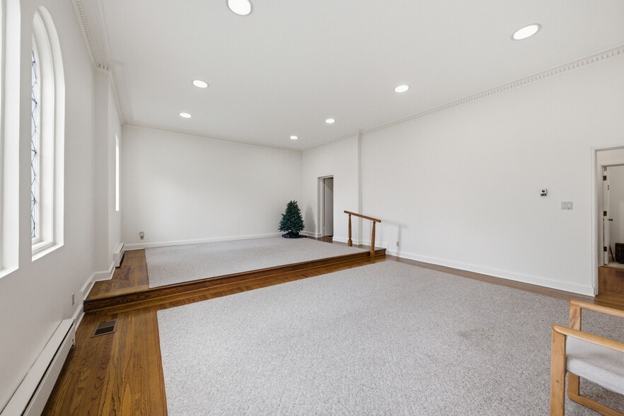 More Photos Of 3900 Balboa St, San Francisco Religious Facility For Sale