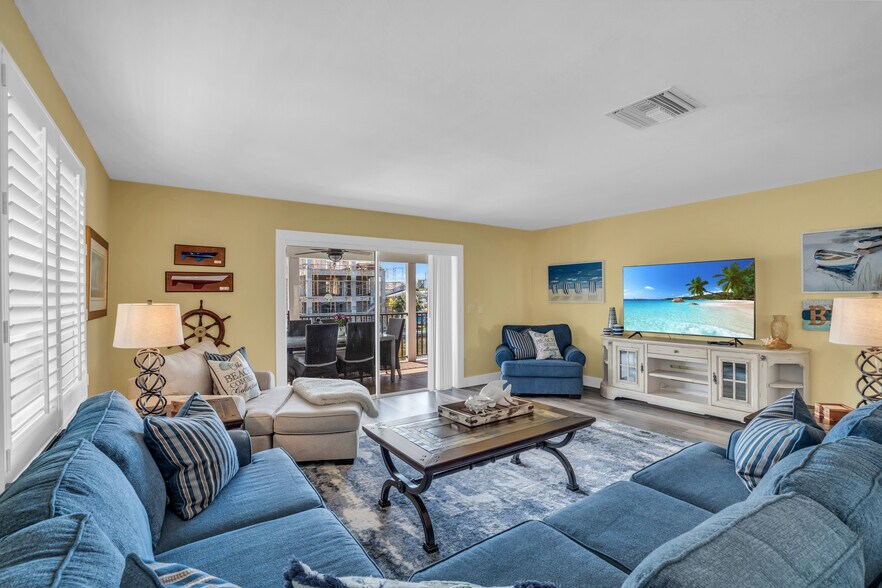 More Photos Of 218 Primo Dr, Fort Myers Beach Apartments For Sale