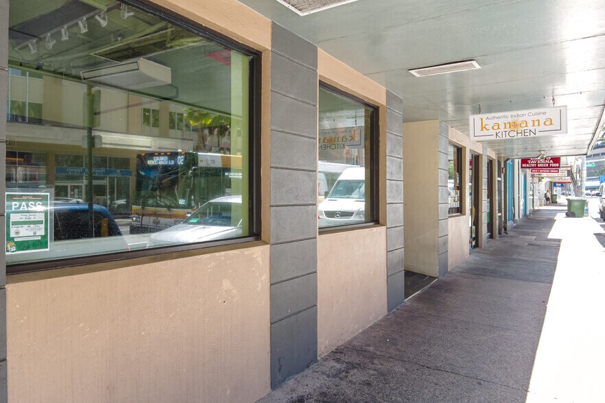 More Photos Of 1102 Bishop St, Honolulu Storefront For Lease