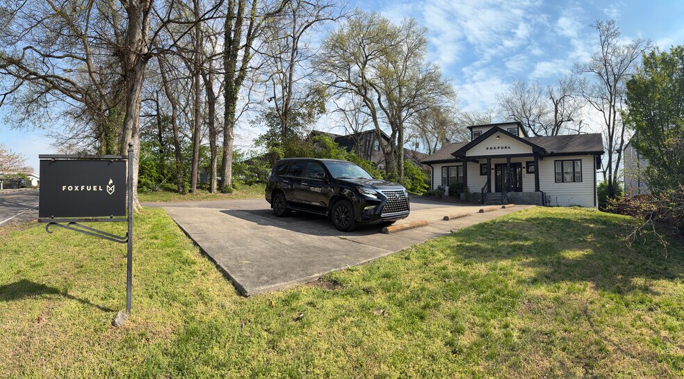 More Photos Of 2716 Westwood Dr, Nashville Office For Sale