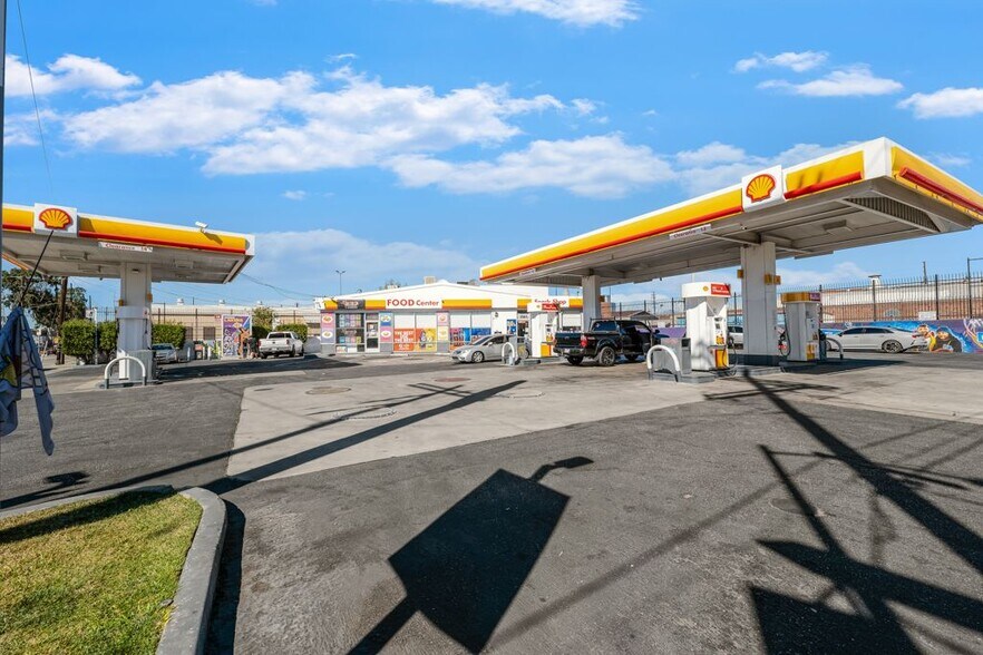 More Photos Of 1541 S Central Ave, Los Angeles General Retail For Sale