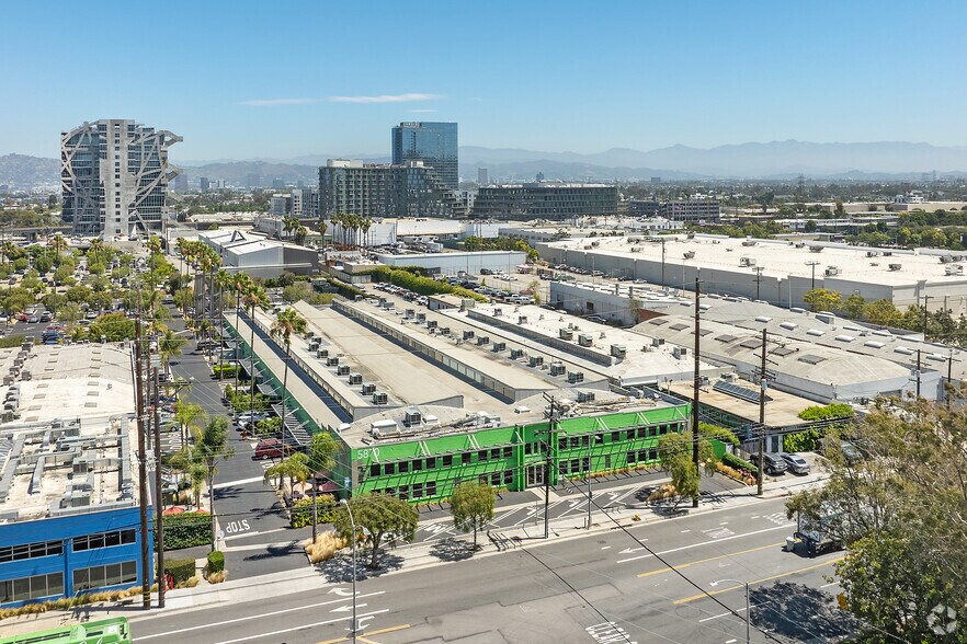 More Photos Of 5870 W Jefferson Blvd, Los Angeles Loft Creative Space For Lease