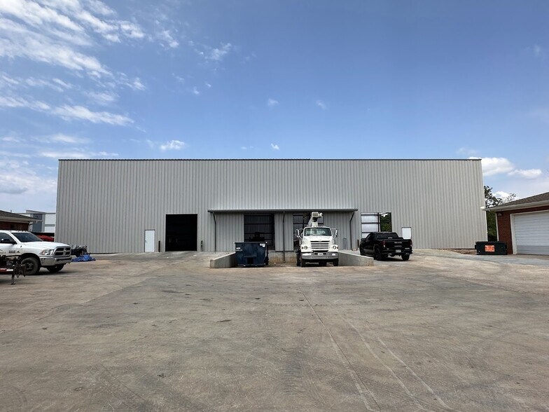 More Photos Of 430 Nick Fitcheard Rd NW, Huntsville Warehouse For Sale