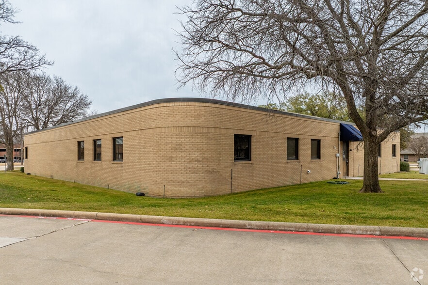 More Photos Of 2200-2202 W Spring Creek Pky, Plano Office For Lease