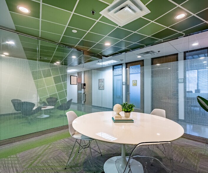 More Photos Of 4101 McEwen Rd, Dallas Coworking Space