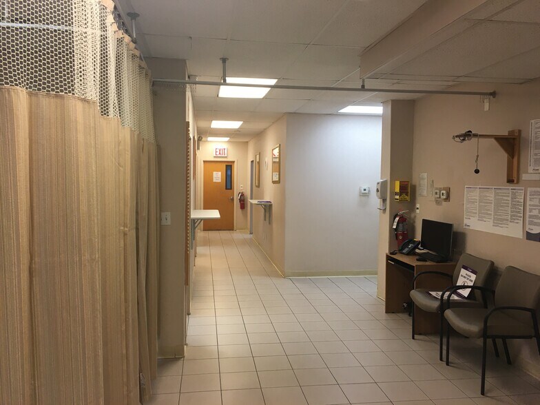 More Photos Of 1902 86th St, Brooklyn General Retail For Lease
