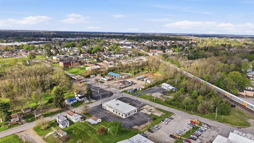 More Photos Of 702 Charles St, Galion Auto Dealership For Sale