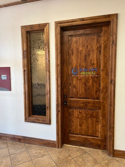 More Photos Of 610 S 850 E, Lehi Medical For Lease