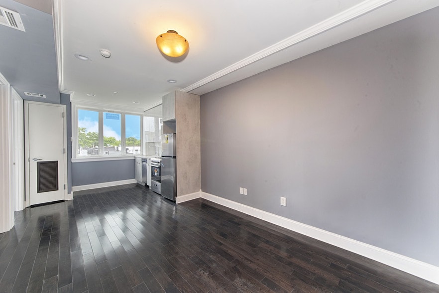 More Photos Of 413 57th St, Brooklyn Apartments For Sale