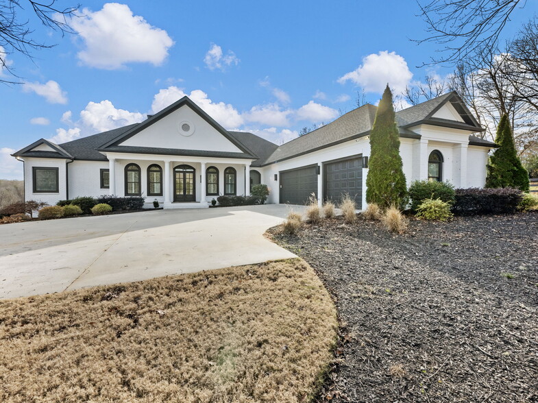 More Photos Of 5651 Old Wilkie Rd, Gainesville Multifamily For Sale