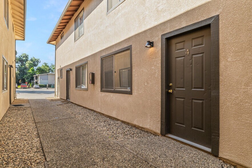 More Photos Of 642 W 1st Ave, Chico Apartments For Sale