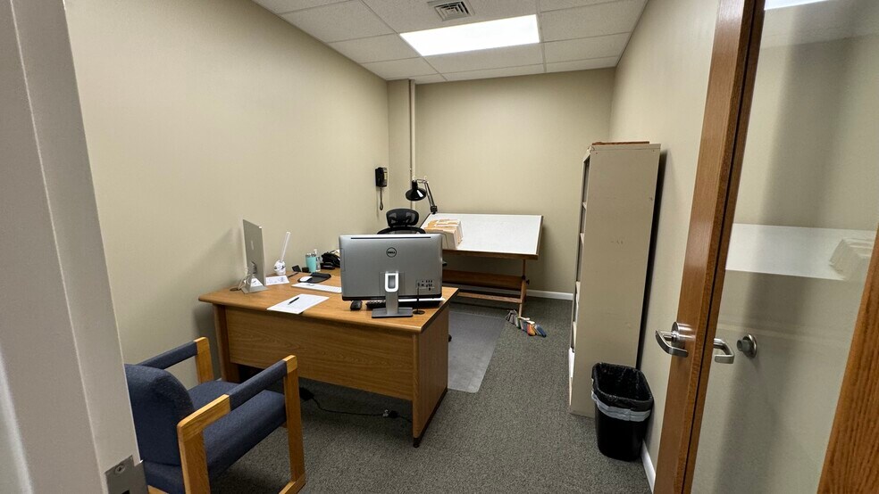 More Photos Of 309 S Main St, Phillipsburg Office For Sale
