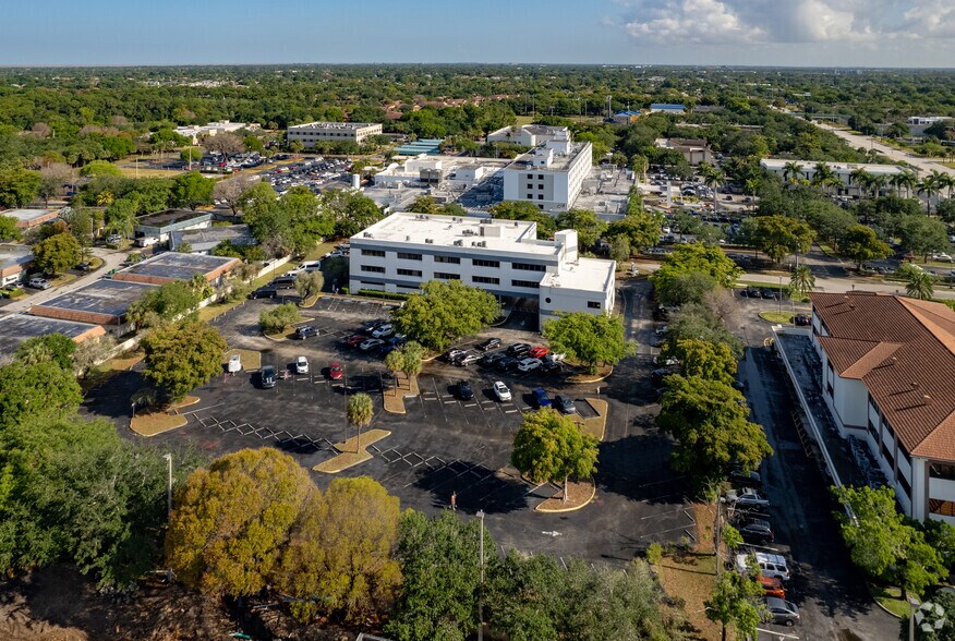More Photos Of 7710 NW 71st Ct, Tamarac Medical For Lease