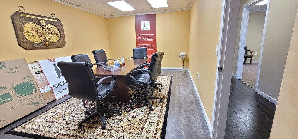 More Photos Of 24 Main St, Centerbrook Loft Creative Space For Lease