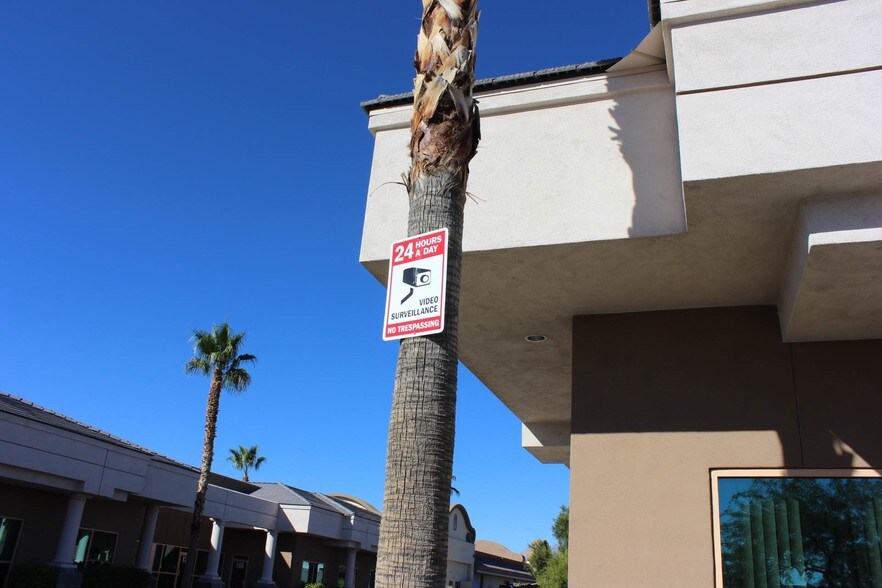 More Photos Of 4528-4538 W Craig Rd, North Las Vegas Unknown For Lease