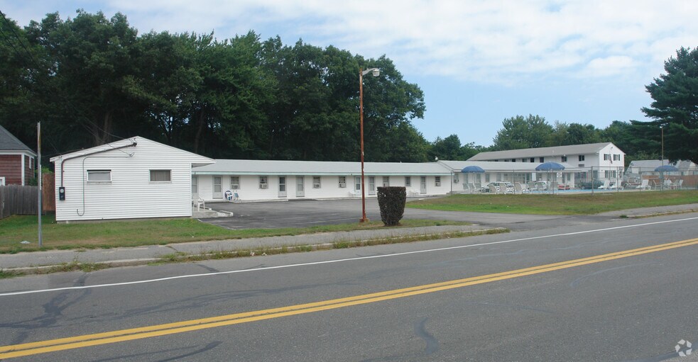 Primary Photo Of Beach Drive, Salisbury Hotel For Sale