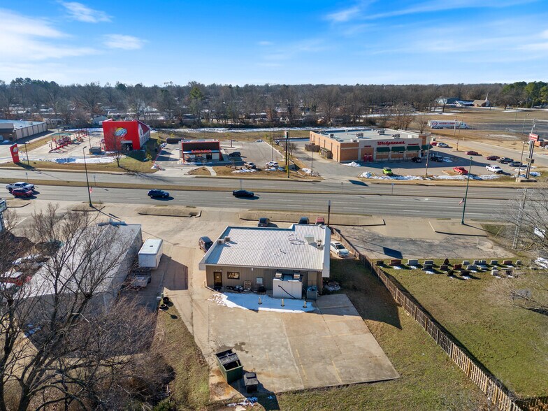 More Photos Of 403 Highway 412 W, Siloam Springs Restaurant For Sale
