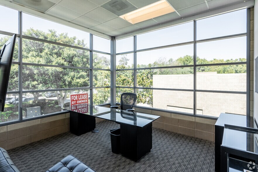 More Photos Of 9930 Irvine Center Dr, Irvine Loft Creative Space For Lease