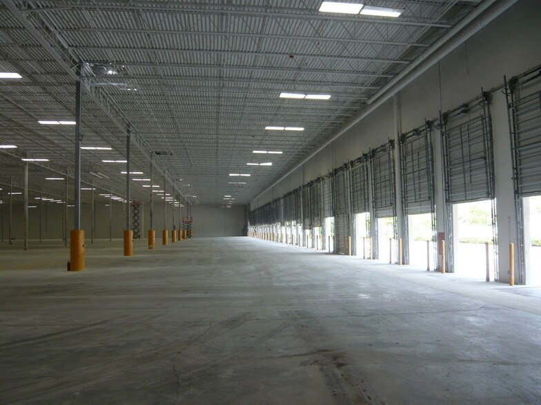 More Photos Of 3365 Enterprise Ave, Weston Office For Lease