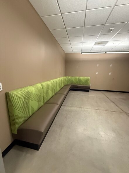 More Photos Of 215 Riverfront Ter, Eau Claire Office For Lease