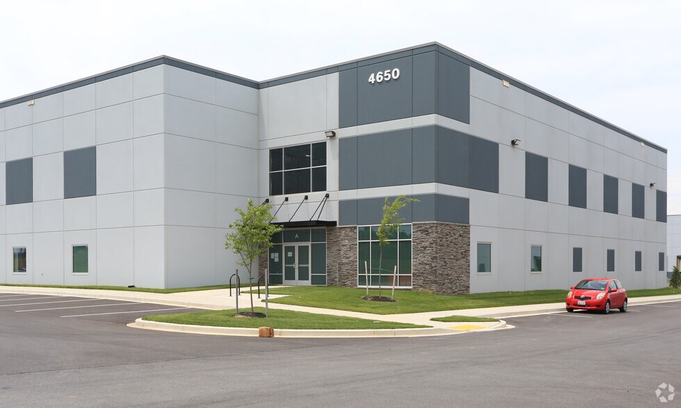 More Photos Of 6423 English Muffin Way, Frederick Warehouse For Lease