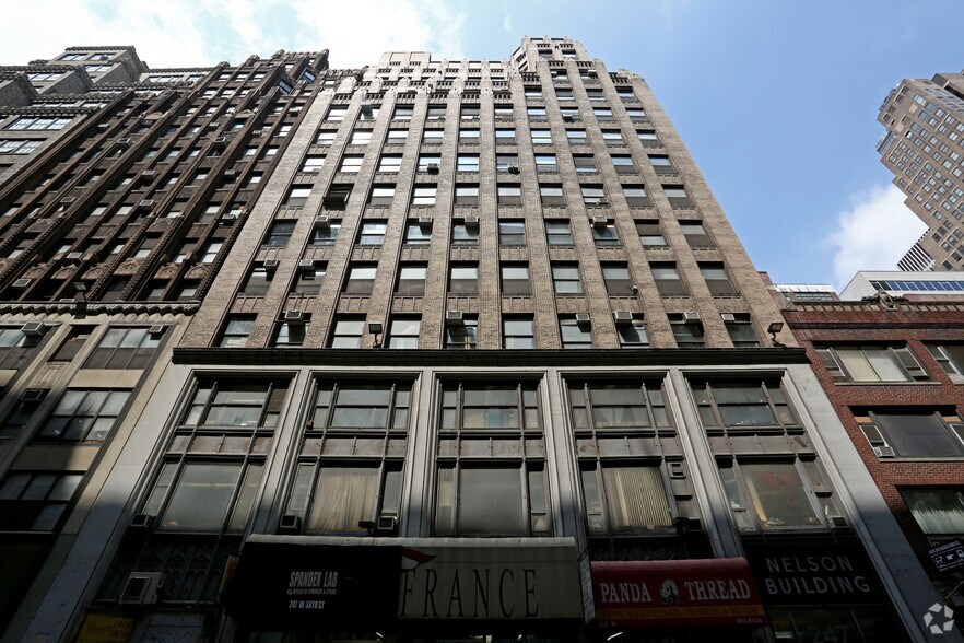 More Photos Of 247 W 38th St, New York Office For Lease