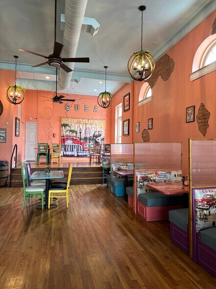 More Photos Of 819 West Ave, Lenoir Restaurant For Sale