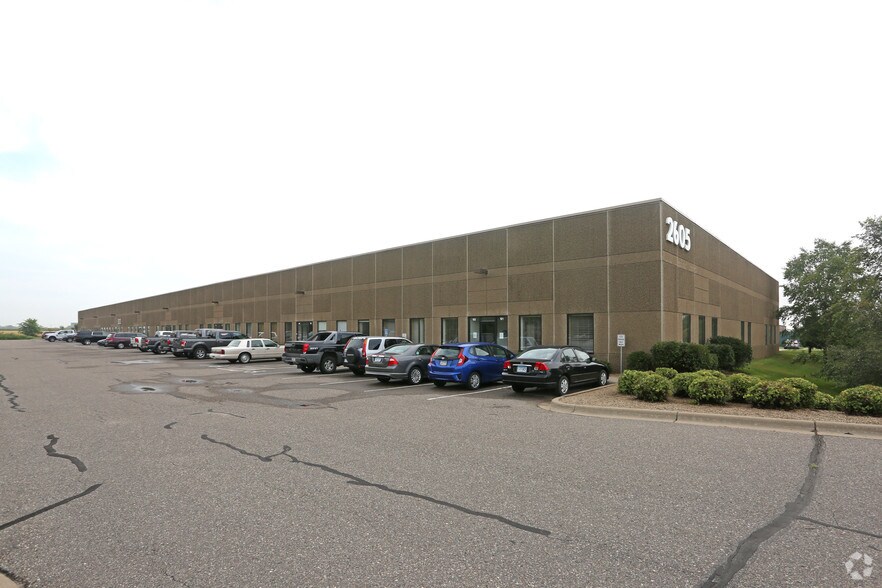 Primary Photo Of 2605 160th St W, Rosemount Distribution For Lease